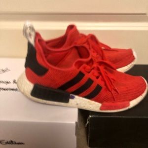 NMD r1 shoe size 11